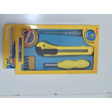 Set De Herramientas ( Comprobador De Corriente+Cuchilla Tipo Cutter+Destornillador Con 4 Puntas) M/Sm